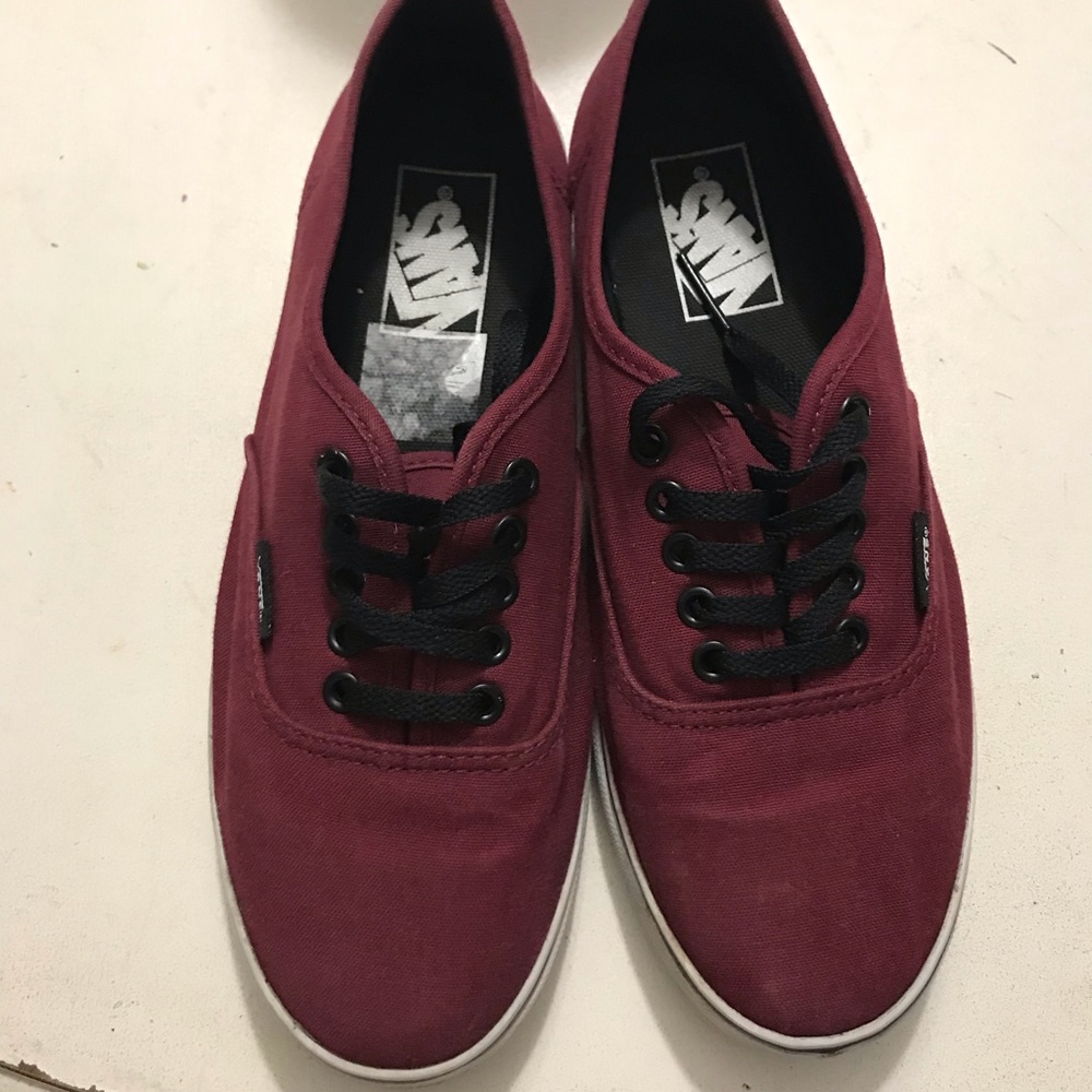 Vans - Picture 1 of 3